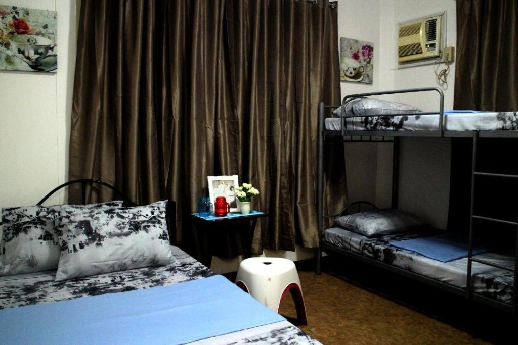 Tropical Breeze Hostel Cebu - Cebu Center Eksteriør bilde